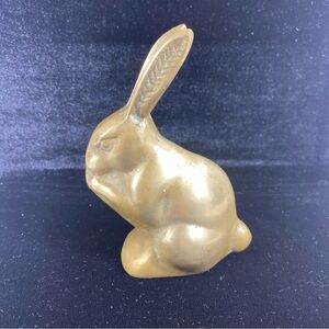 Vintage Brass Bunny Figure Home Decor Office Paper Weight Seating Rabbit